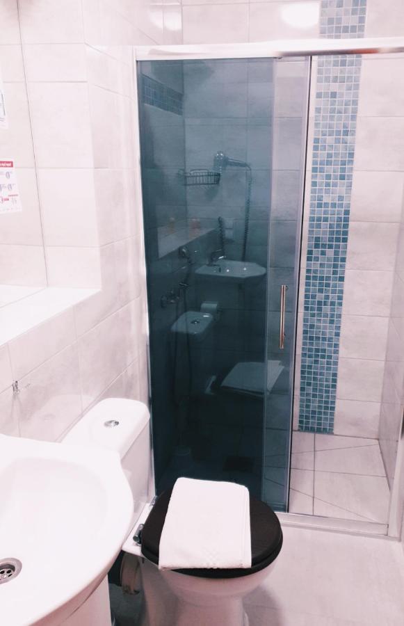 Bialy Slon Delux Hostel Гдиня Екстериор снимка