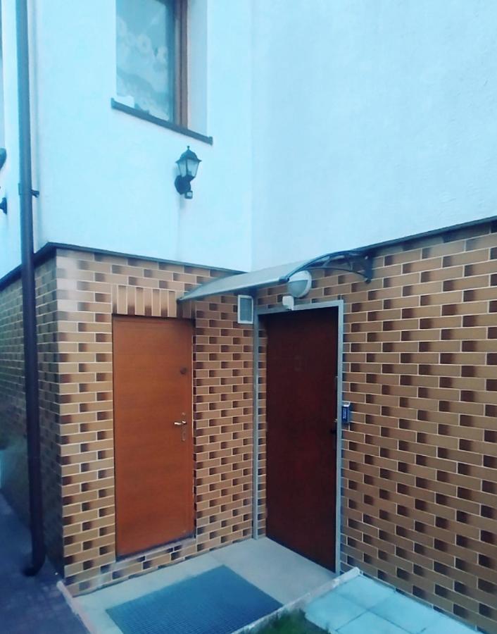 Bialy Slon Delux Hostel Гдиня Екстериор снимка